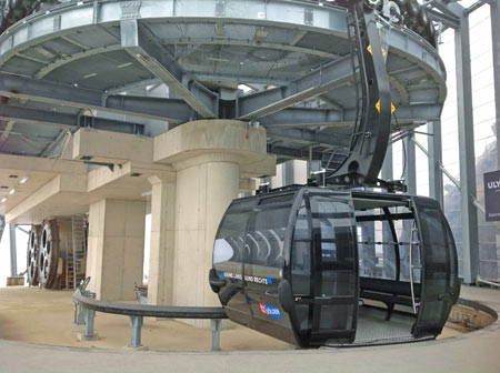 Nhà đầu tư kỳ vọng, sau khi quần thể xây dựng thành công, hệ thống cáp treo đi vào hoạt động sẽ góp phần thu hút lượng khách du lịch đến Sapa lên tới hàng triệu lượt mỗi năm. Dự kiến, hệ thống cáp treo Fansipan sẽ đón du khách vào năm 2015.