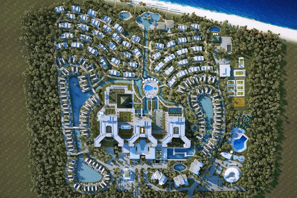 Đây là mô hình khách sạn nghỉ dưỡng 5 sao mang tên "Sở hữu kỳ nghỉ", với 400 phòng nghỉ và 114 biệt thự bao quanh. Khách hàng sẽ mua trước thời gian nghỉ tại khu du lịch tối thiểu 1 tuần, nhiều nhất 3 tuần để sở hữu một căn biệt thự tại đây.