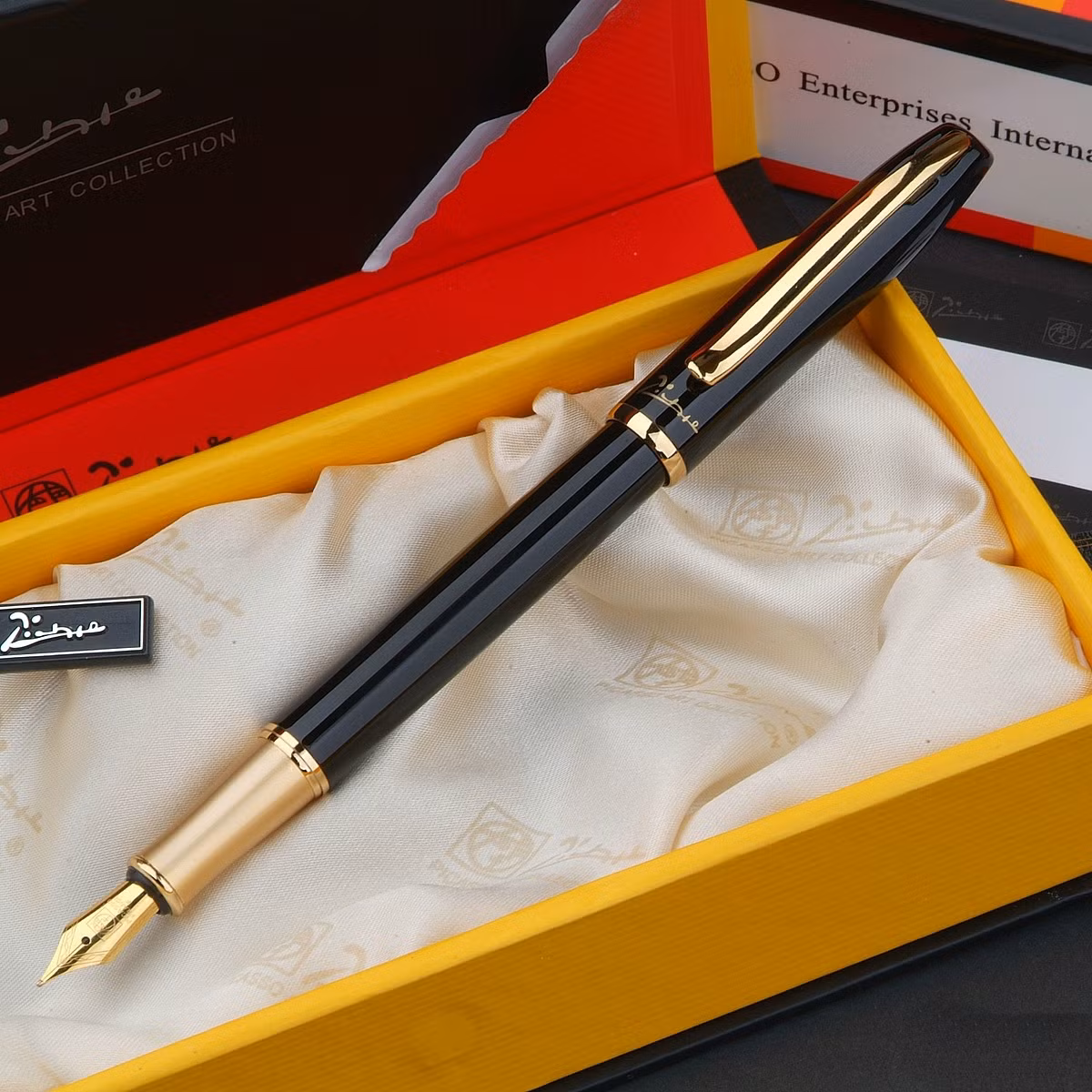 Bút ký cao cấp dành tặng cho thầy cô nhân ngày nhà giáo Việt Nam 20/11 sẽ thay bạn bày tỏ và gửi gắm những lời chúc, lòng biết ơn tới thầy cô giáo. Tùy loại mà bút ký có giá từ 500.000 đồng đến vài triệu đồng.