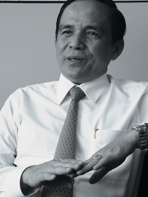 Ông Lê Hoàng Châu.