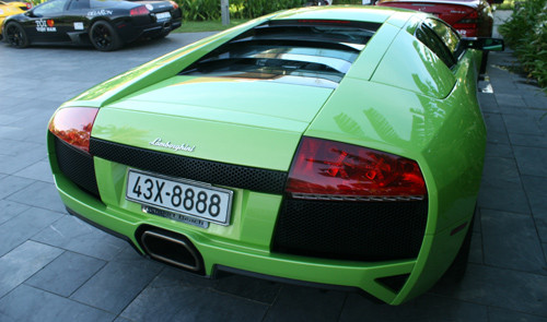 Siêu xe Lamborghini Murcielago LP640 là thế hệ thứ 2 của dòng xe Murcielago. Tên xe là sự kết hợp của tên cũ Murcielago, chữ viết tắt LP (Longitudinale Posteriore - thuật ngữ tiếng Ý chỉ xe có động cơ đặt sau) và công suất động cơ mới.