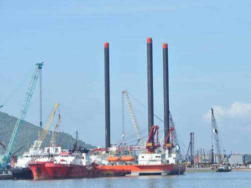 Tàu ngầm Kilo cuối cùng được mang tên Bà Rịa - Vũng Tàu với số hiệu HQ-187. Đến nay, trên địa bàn tỉnh Bà Rịa - Vũng Tàu có trên 50 cảng biển, trong đó có cảng đang trong quá trình xây dựng. Các cảng lớn và hiện đại nổi bật như: CMIT, SP-PSA, SITV, Tân Cảng - Cái Mép.