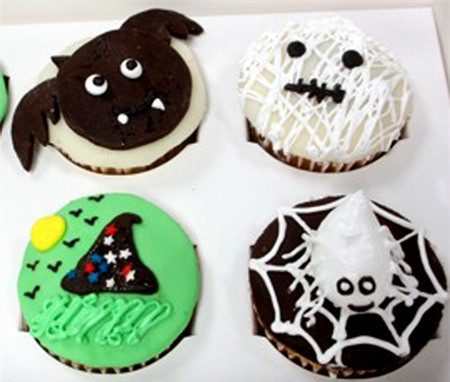 Những người thân của bạn sẽ cảm thấy thích thú khi thưởng thức chiếc bánh ngộ nghĩnh này.