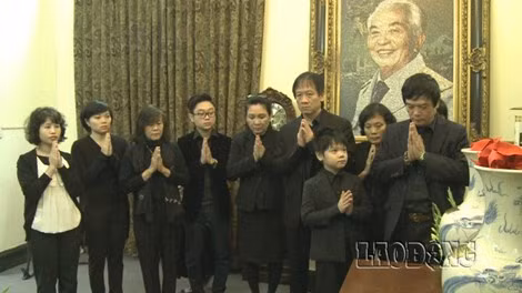 Gia đình đáp lễ