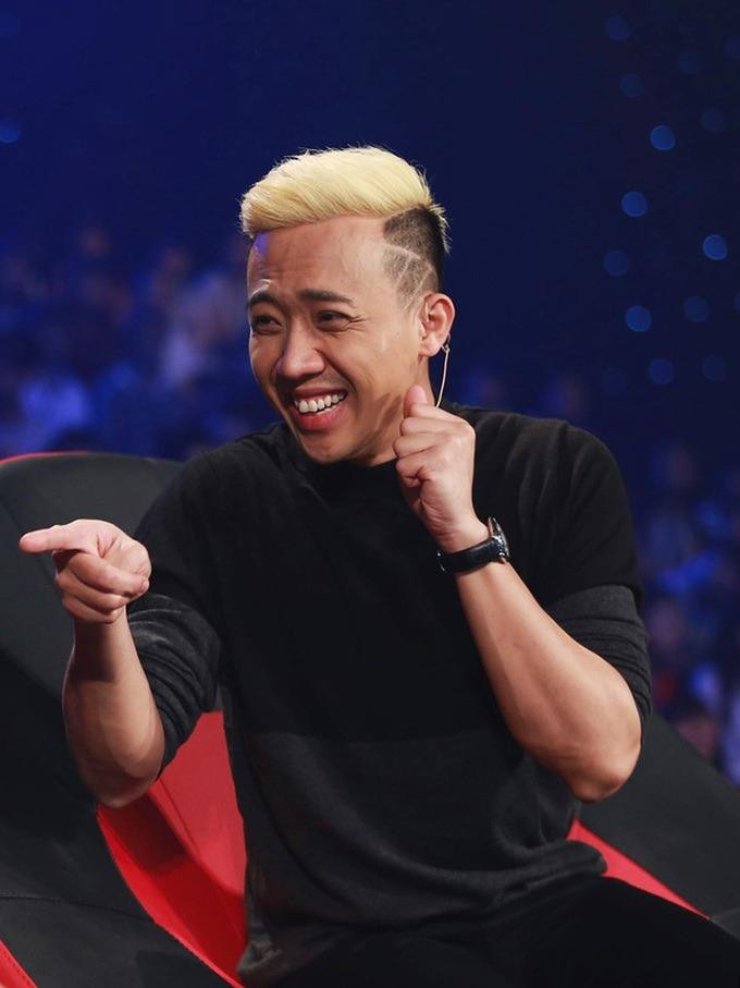 Nhung lan Tran Thanh 'nuoi toc, de rau', thay doi dien mao-Hinh-9