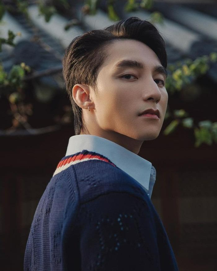 Anh au tho Son Tung om gon MONO gay chu y-Hinh-3