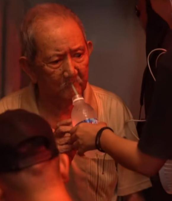 Xot xa voi hinh anh chat vat cua NS Mac Can khi di quay-Hinh-3