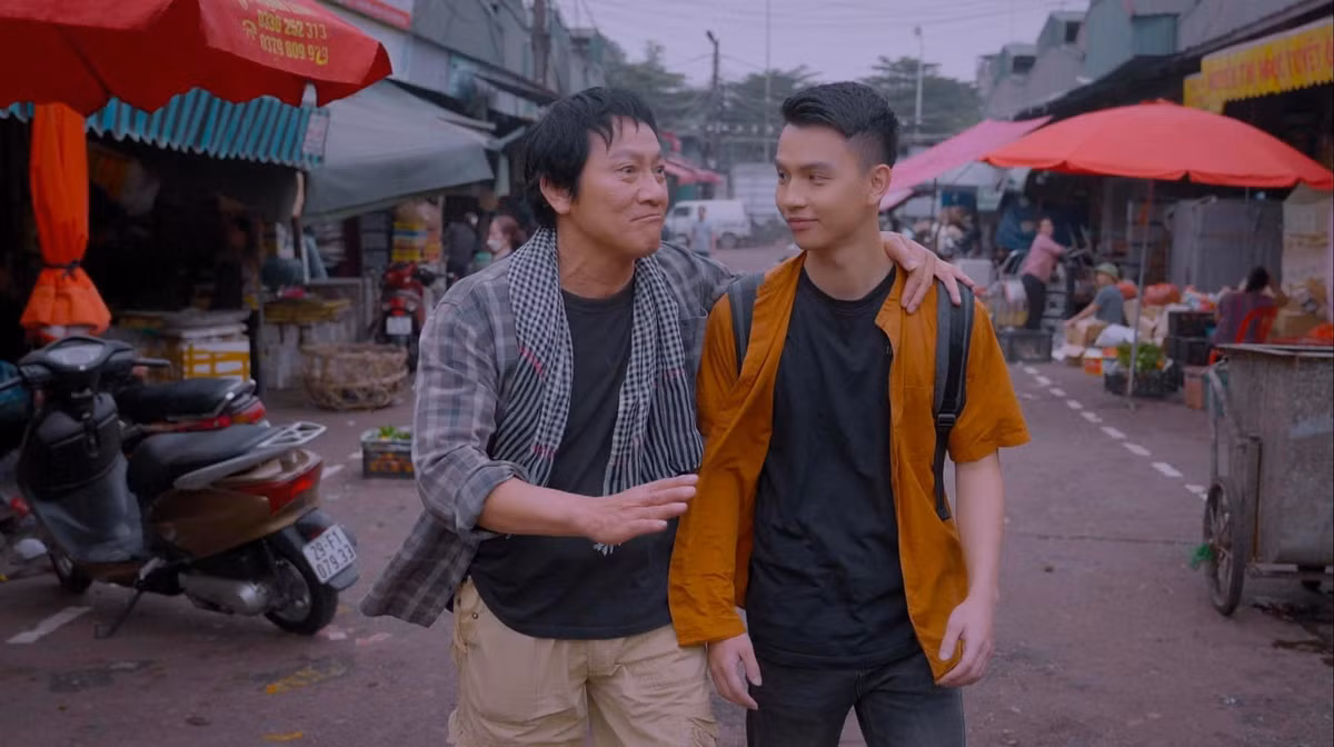 NSUT Hoang Hai keo xe nghin lan, cuc kho khi vao vai boc vac-Hinh-3