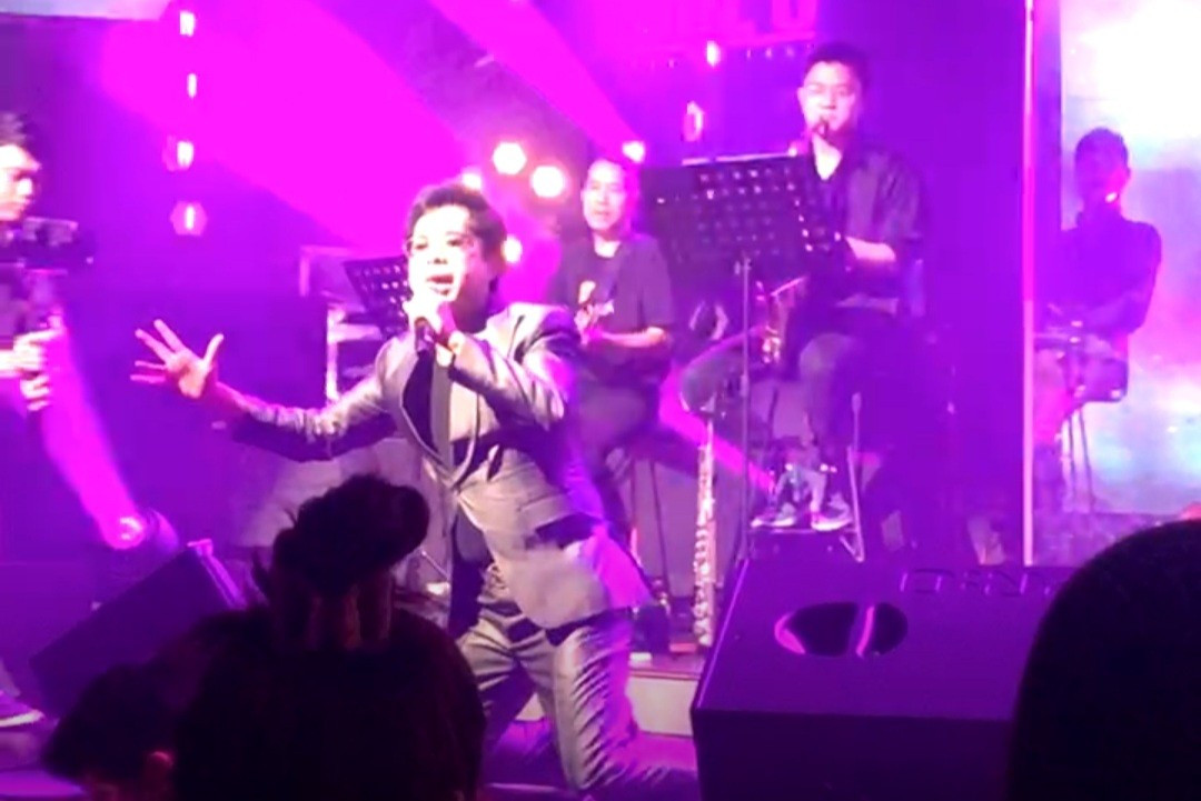 Quanh dieu nhay gay tranh cai cua Ngoc Son