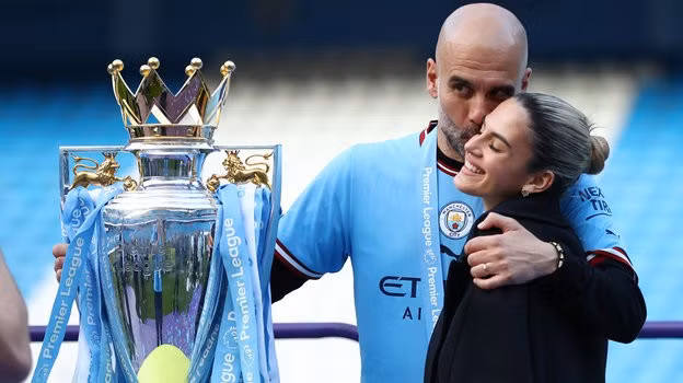 Hai “gai ruou” cua thuyen truong doi an ba Man City-Hinh-8