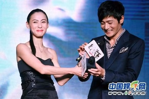 Noi tieng xinh dep vay ma Truong Ba Chi lai xau la