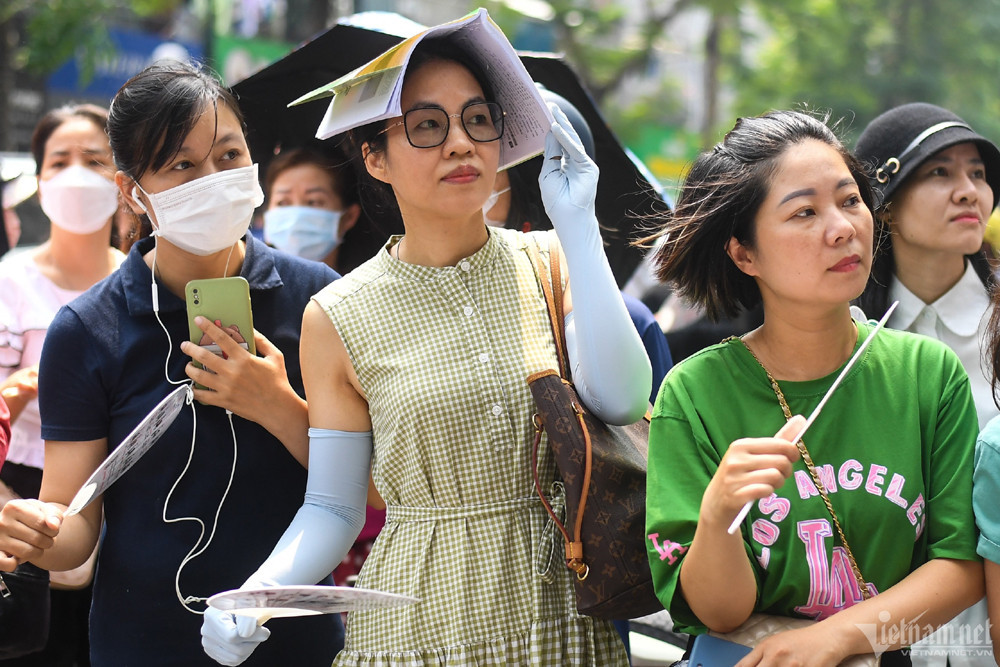 Thoi tiet Ha Noi 11/6: Nang nong gay gat kem oi buc kho chiu