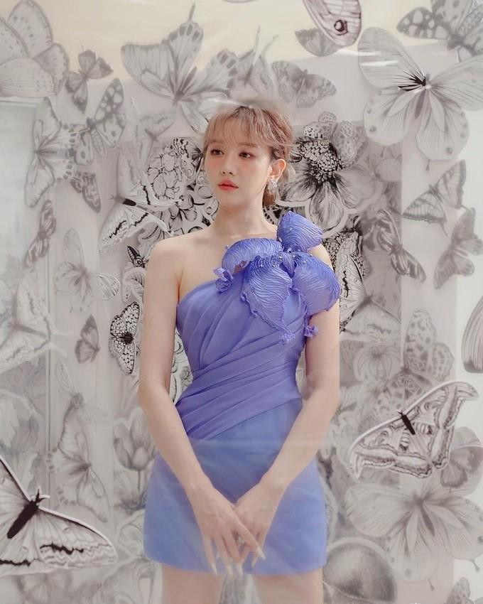 Hari Won tuoi 38: Vuot qua benh, lam 'tay hom chia khoa' cho Tran Thanh-Hinh-14