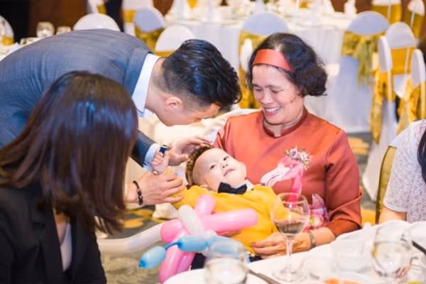 Nguoi phu nu dac biet co tam anh huong voi Viet Anh la ai?-Hinh-2