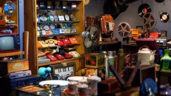 “Hai thu do cu, ngheo den may cung dung giu”, do la do gi?-Hinh-7