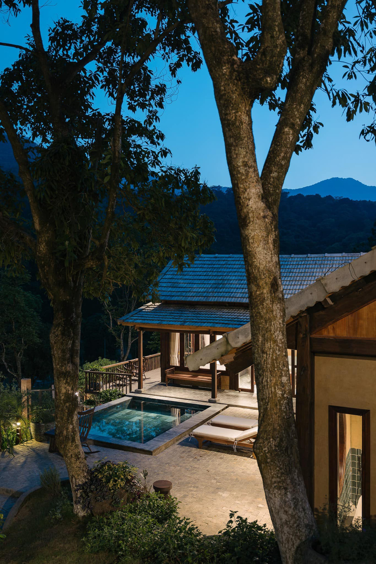 Net doc dao cua ngoi nha truyen thong ben trien doi-Hinh-9