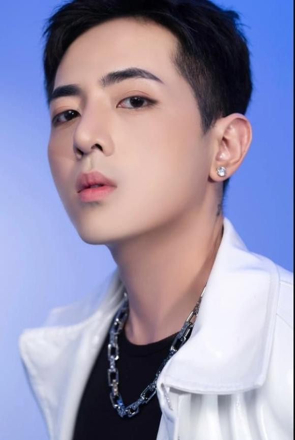 Học trò hé lộ tình cảnh hiện tại của Hồ Hoài Anh ảnh 1 Học trò hé lộ tình cảnh hiện tại của Hồ Hoài Anh ảnh 1