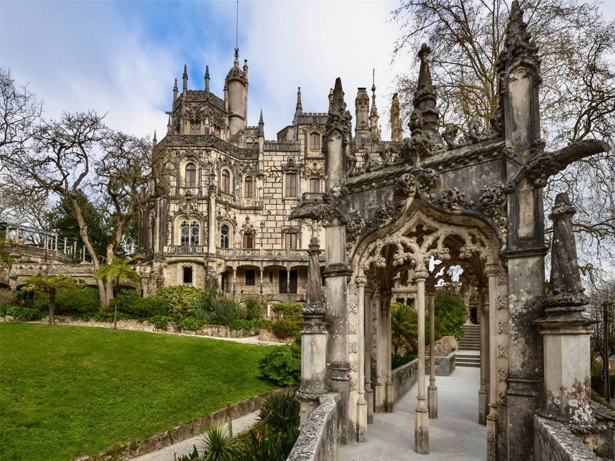 Bi mat Sintra - Noi cua nhung lau dai va cung dien huyen dieu-Hinh-4