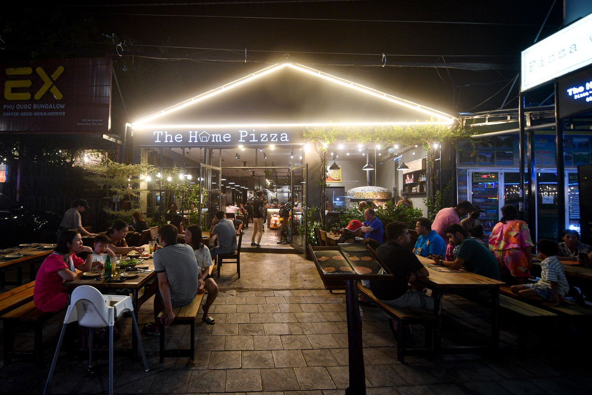 Nha hang cho khach nuoc ngoai o Phu Quoc gap kho truoc mua du lich-Hinh-2