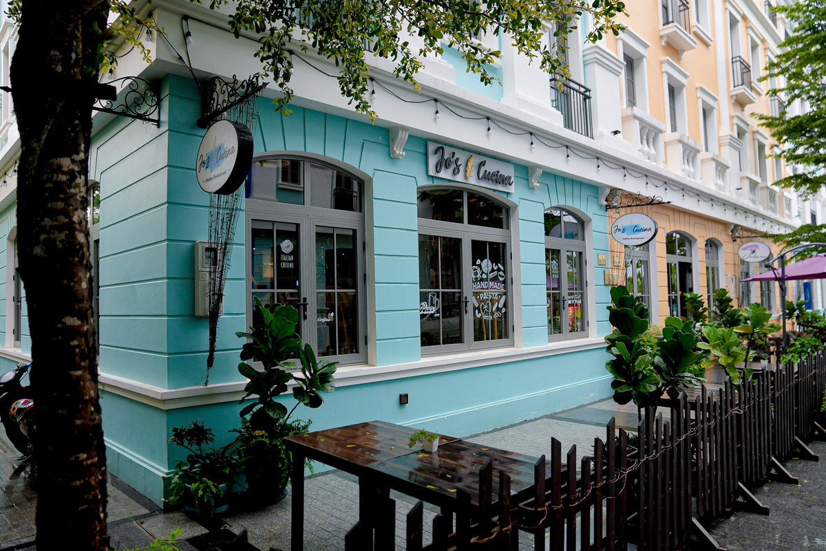 Nha hang cho khach nuoc ngoai o Phu Quoc gap kho truoc mua du lich-Hinh-6