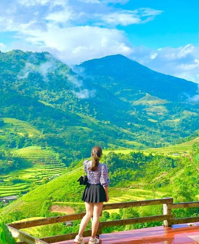 Hoang Su Phi khien du khach mien xuoi say dam-Hinh-2