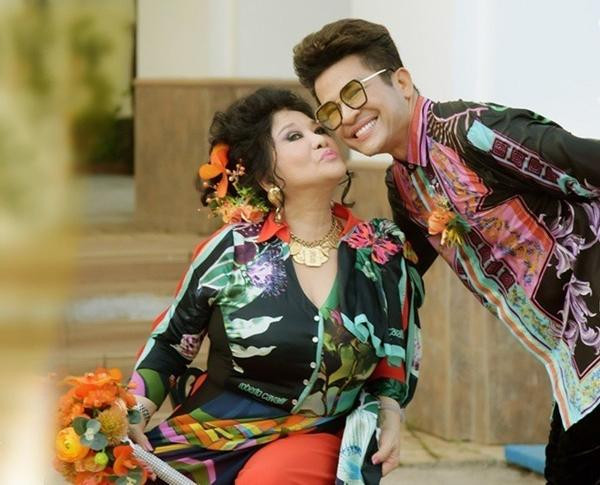 'MC số 1 Việt Nam' từng có ý định tự tử vì trầm cảm - Hình 8 'MC so 1 Viet Nam' tung co y dinh tu tu vi tram cam-Hinh-8