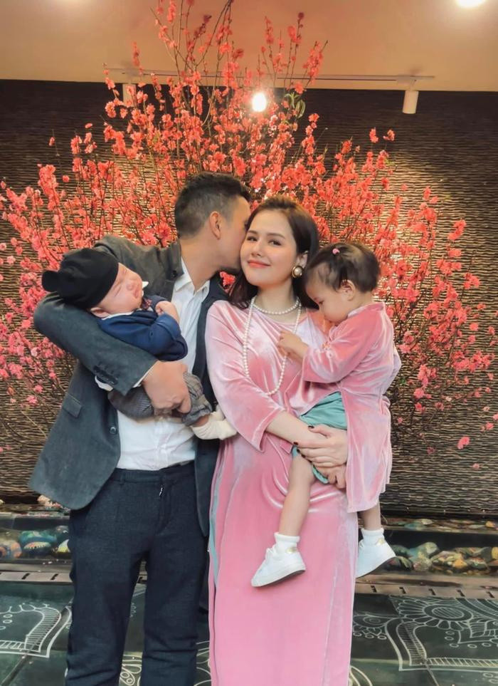 Chieu vo nhu ong xa Phanh Lee: Cham con cuc kheo, kiem 'masterchef' gia dinh-Hinh-3