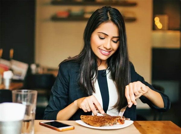 Thói quen xấu khi ngủ trưa rút ngắn tuổi thọ - Hình 2 Thoi quen xau khi ngu trua rut ngan tuoi tho-Hinh-2