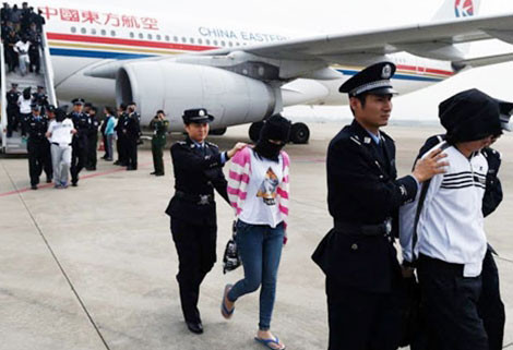 29 phu nu bi tiem thuoc kich duc ep ban dam