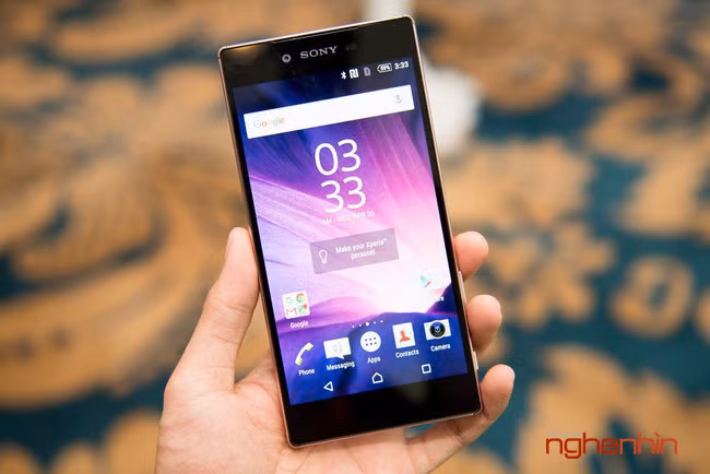 Xperia Z5 Premium hồng không có bất kỳ một thay đổi nào về thiết kế và cấu hình phần cứng, so với dòng sản phẩm được ra mắt trước đây.