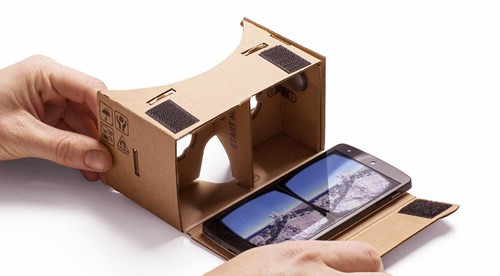  Kính Google Cardboard là một công cụ có thể tự làm được dễ dàng để giúp bạn bước vào thế giới của thực tế ảo (virtual reality). Phần quan trọng của công cụ này là hai thấu kính và smartphone được gắn cố định ở giữa giúp trình chiếu nội dung. Có thể nói, đây là cách thức đơn giản, tiết kiệm và dễ thực hiện nhất hiện nay để xem nội dung 3D và thực tế ảo. Hơn nữa, ứng dụng và nội dung hỗ trợ Google Cardboard hiện tại cũng vô cùng phong phú.