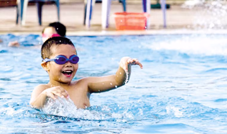 Bên cạnh đó, các nhà khoa học cũng tiết lộ với nồng độ 0,33milimoles clo trong mỗi lít nước kết hợp với nồng độ acid uric loãng (5 X 10-5 mol mỗi lít) thì nó dễ dàng bị khử sạch bởi clo. Do đó, nếu muốn ngăn cản quá trình hình thành NCCI thì chúng ta chỉ cần đảm bảo việc khử trùng được diễn ra thường xuyên, đúng liều lượng.