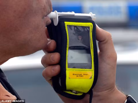 Phải mất hai năm nữa thiết bị mới có thể ra mắt trên thị trường.