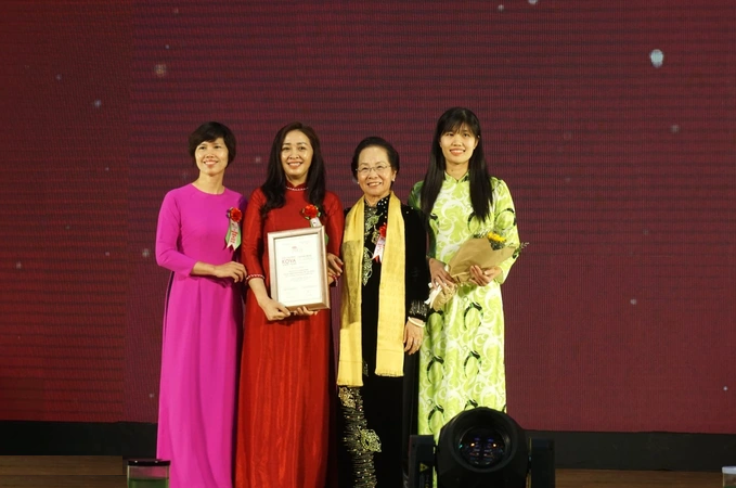 17 ca nhan va tap the nhan giai thuong KOVA-Hinh-3