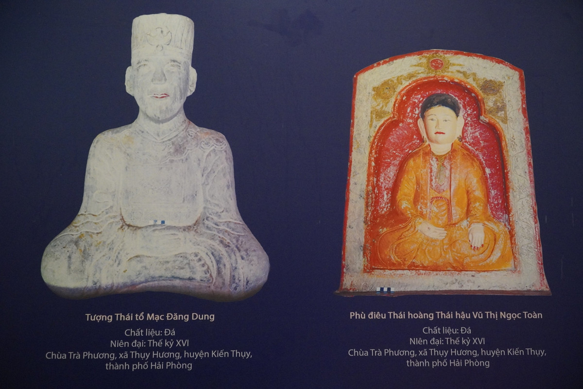 Những bảo vật quốc gia này bao gồm: Long đao có niên đại thế kỷ XVII-XVIII, trưng bày tại Khu tưởng niệm Vương triều Mạc ở xã Ngũ Đoan, huyện Kiến Thụy; tượng Thái tổ Mạc Đăng Dung, Phù điêu Thái hoàng Thái hậu Vũ Thị Ngọc Toàn có niên đại thế kỷ XVI (trong hình).