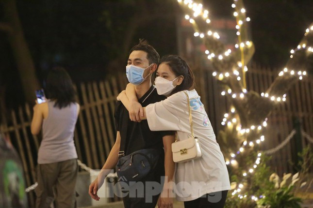 Phố đi bộ Trịnh Công Sơn mở lại cũng là địa điểm dự kiến thu hút sự quan tâm của giới trẻ quận Tây Hồ, thành phố Hà Nội và nhiều địa phương khác. Ảnh: Duy Phạm 