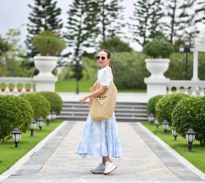 adam Pang cũng luôn cho thấy mình không phải là người "kén" màu sắc.