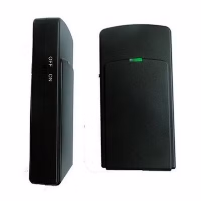 Thiết bị làm nhiễu CJAM 1000 Jammer có thể chặn sóng điện thoại di động, wifi và các tần số sóng ngắn tương tự trong phạm vi bán kính 1 km.