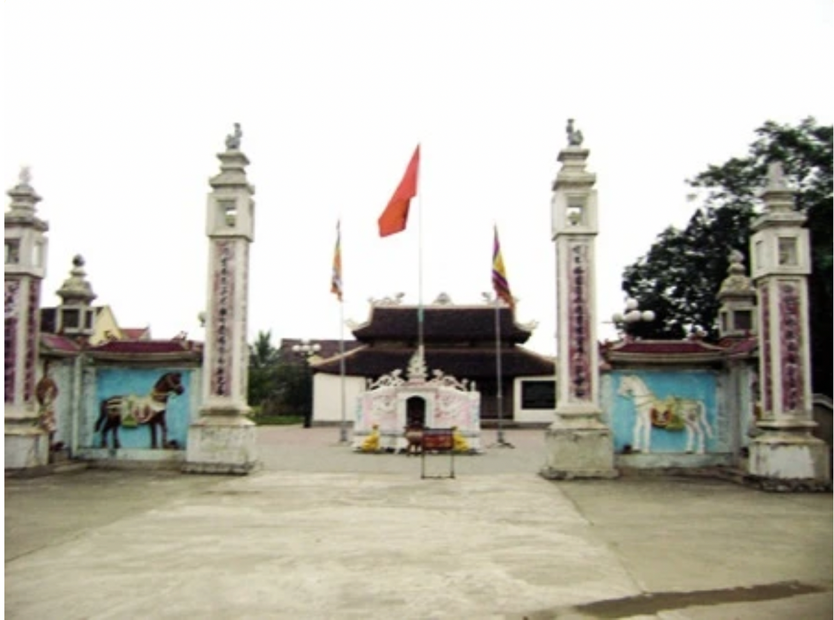 Nhà Đường cử hai tướng Quang Sở Khách và Phan Tư Húc sang đàn áp khởi nghĩa. Do lực lượng chênh lệch, quân của Mai Thúc Loan ngày càng suy yếu, kinh đô Vạn An thất thủ, nhà vua phải lui quân vào rừng sâu, mắc bệnh ốm chết năm 722.