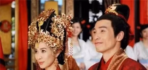 Hau het cac cong chua xua deu con trinh tiet du co chong, vi sao?-Hinh-2