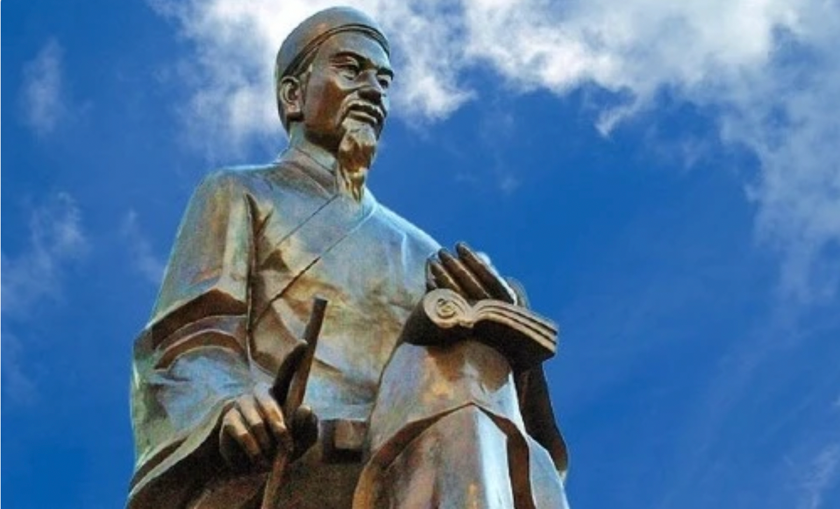 Trang Trinh Nguyen Binh Khiem giai ma cuon sach noi tieng nao?