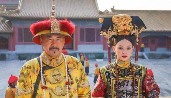 Thời xưa, các phi tần làm mọi cách để giành được sự sủng ái và cố gắng hết sức để lấy lòng hoàng đế. Họ hy vọng rằng mình có thể mang thai người thừa kế của hoàng đế nếu con trai họ có thể được phong làm thái tử, địa vị của họ trong hậu cung sẽ được ổn định.