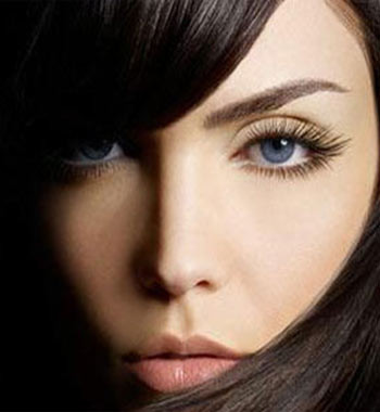 7. Phụ nữ mũi nhỏ và nhọn thường có nhiều tâm tư, lòng dạ sâu sắc. Đây cũng chính là nguyên nhân khiến họ khó đạt được sự viên mãn trong hôn nhân.