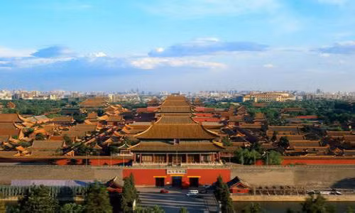 Nhắc đến Tử Cấm Thành (Cố Cung), Trung Quốc, mọi người sẽ nghĩ ngay đến những cung, điện, lâu các nguy nga lộng lẫy không đếm xuể, những đường hành lang dài đến bất tận.