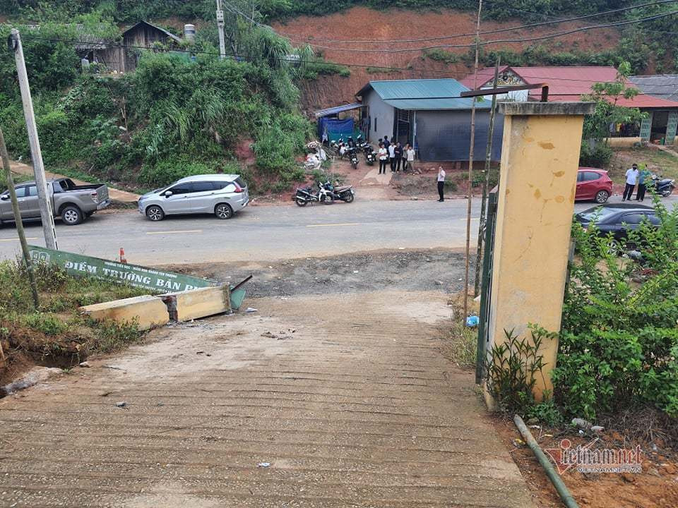 Vu cong truong do de chet 3 hoc sinh o Lao Cai, chu dau tu la ai?-Hinh-4