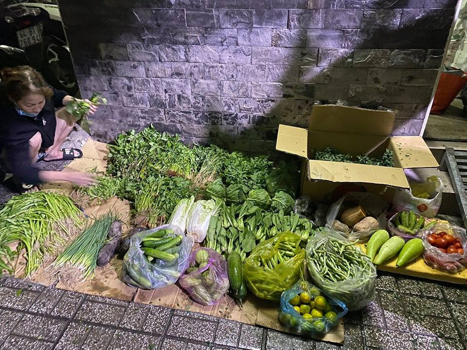 Chu nha o TP.HCM tang rau cu, giam tien tro