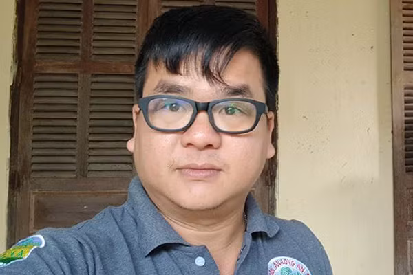 Khoi to bi can Le The Thang