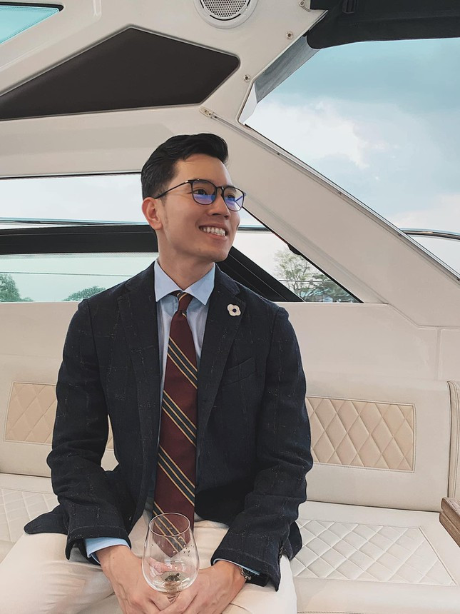 Trai long cua Quang Dat: “Dieu lam cuoc song minh met nhat la kiem duoc tien“-Hinh-2