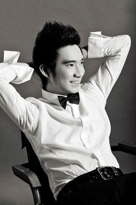 Ca sĩ Quang Hà đã đi qua chặng đường 10 năm ca hát.