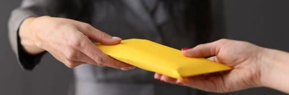 Muon tien khong tra, ganh nghiep rat nang tham chi den tan doi sau